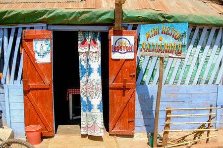 BELO SUR TSIRIBIHINA, MADAGASCAR, SEPT 15:  Front of a rustic restaurant on sept 15, 2003 in the typical village of Belo sur Tsiribihina, western Madagascarのeditorial素材