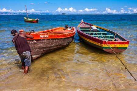 Antsiranana, Madagascar, November 19, 2016: Departure for fishing in Ramena beach of Antsiranana (Diego Suarez), north of Madagascarのeditorial素材