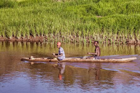 Dugout canoes drivers on the Tsiribihina river, Western Madagascar on June 29, 2017のeditorial素材
