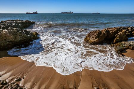 Wave crash on the seafront of Vina del Mar, Chileの写真素材