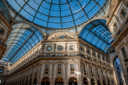galleria vittorio emanuele in milanのeditorial素材