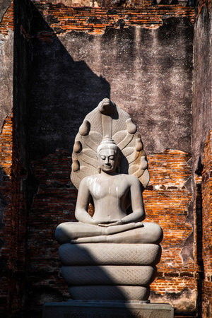 wat phrasi rattana mahathat, ruin temple in Lopburi, Thailandの写真素材
