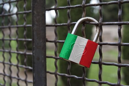 The closed italy flag  padlockの写真素材