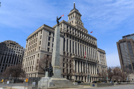 TORONTO, Canada - APRIL 13,2014  A view of Canada Life Building on April 13, 2014 in Toronto  The Canada Life Building is a historic office building completed in 1931 and 97 meters high のeditorial素材