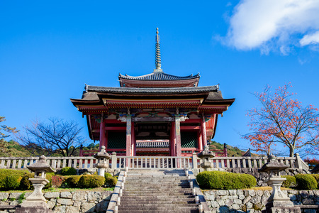 Entrance to the ancient Kiyomizu-dera Buddhist temple in eastern Kyoto, Japanのeditorial素材