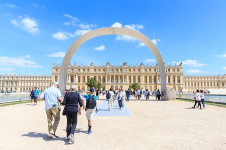 VERSAILLES FRANCE - JUNE 20 Chateau of Versailles, Versailles, France on june 20, 2014. Palace Versailles was a Royal Chateau-most beautiful palace in France and word.のeditorial素材
