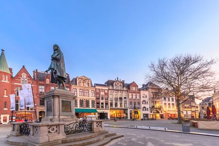 THE HAGUE, THE NETHERLANDS - APRIL 07:Plaats road near Binnenhof palace on April 7,2015.Hague is the capital of the province South Hollandのeditorial素材