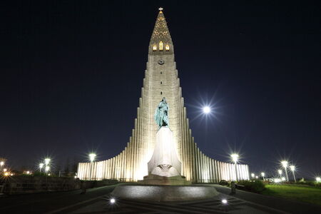 Hallgrimskirche at Night, Reykjavik, Icelandの写真素材