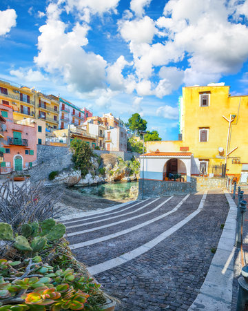 Spectacular sunny day over  Santa Flavia town. Popular travel destination of Mediterranean sea. Location: Santa Flavia, Province of Palermo, Sicily, Italy, Europeの写真素材