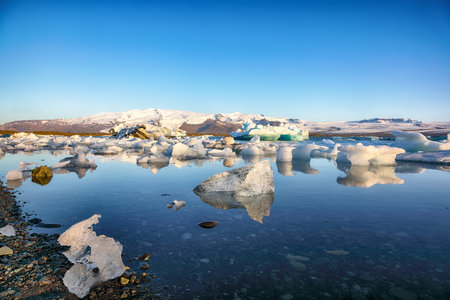 Impressive floating icebergs in Jokulsarlon glacier lagoon. Location: Jokulsarlon glacial lagoon,...