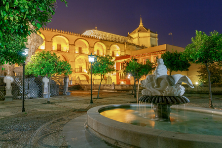 Mezquita Mosque Catedral de Cordoba at night, Cordoba, Andalusia, Spain.の写真素材