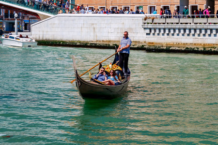 Venice. Walking on the gondola.のeditorial素材