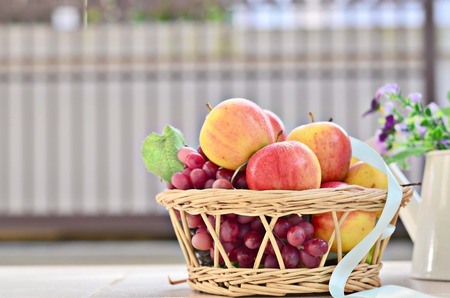 Red applesの写真素材