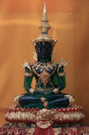 Samootprakarn - 30 October 2014 : Emerald Buddha in the Wat Sakra on Samootprakarn, Thailandのeditorial素材