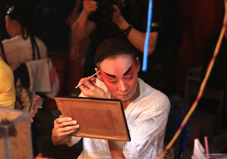 Bangkok, Thailand - October,2016 : Actress prepares for Chinese opera. Chinese opera is an ancient drama in musical way on October, 2016 - Thailand Vegetarian Festivalのeditorial素材