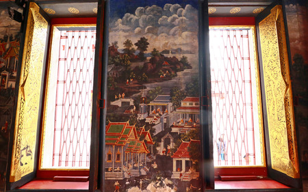 BANGKOK - THAILAND : NOV 6, 2017 Detail ancient painting on the window and wall in Thailand temple ( Wat Bowon Niwet Wihan Ratchaworawihan )のeditorial素材