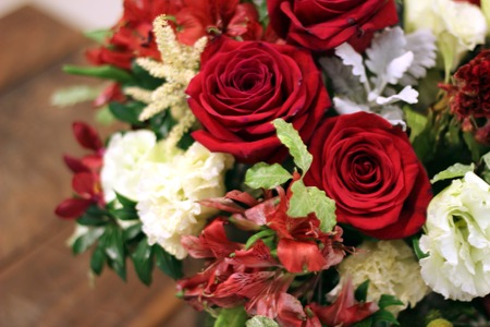 Beautiful bouquet of white flowersの写真素材
