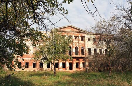 Main manor house of architectural ensemble of the eighteenth century outside Moscow のeditorial素材