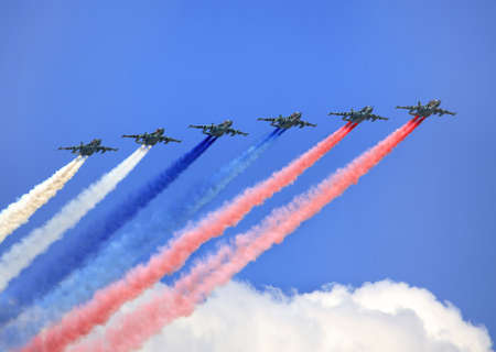 MOSCOW ? MAI 7: Group of russian tactical attack aircraft Su 25 in flight over Red Square in training for the Victory Parade - on Mai 7, 2016 in Moscowのeditorial素材