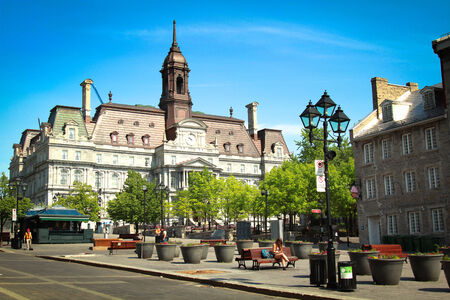 Jacques Cartier place  in Montreal with the city hall in backgroundのeditorial素材