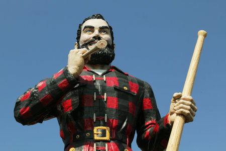 BANGOR, MAINE , USA - AUGUST 27: Statue of Paul Bunyan the giant lumberjack on august 27 in Bangor, USAのeditorial素材