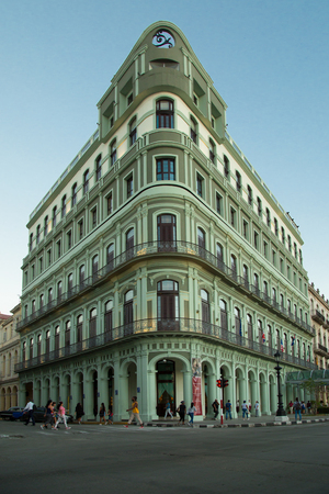 HAVANA-CUBA- DEC 7, 2018: Built in 1930 Saratoga in Havana in Cubaのeditorial素材