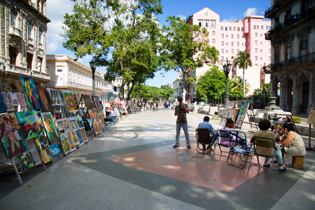 HAVANA-CUBA- DEC 8, 2018: People walking on Paseo del Prado, a street in Havana, Cuba, on the dividing line between Centro Habana and Old Havana.のeditorial素材