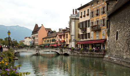 ANNECY-FRANCE-September 28, 2015:  Beautiful canal in Annecy in France. Also named Venice of Alps or pearls of the French Alps his turquoise waterのeditorial素材