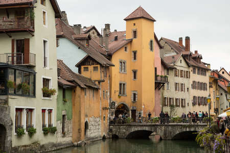 ANNECY-FRANCE-September 28, 2015:  Beautiful canal in Annecy in France. Also named Venice of Alps or pearls of the French Alps his turquoise water and middle age cityのeditorial素材