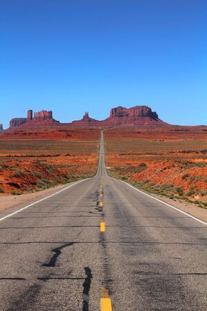 Scenic highway to Monument Valley in Utah in United Statesの写真素材