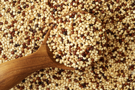 Close up mixed red , white and black quinoa seeds , gluten free superfoods with high protine , anioxidant and fiberの写真素材