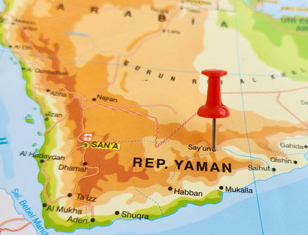 View of Seiyun, is a city in the region and Governorate of Hadhramaut in Yemen, on a geographical map of Asia, marked with red pushpinの写真素材