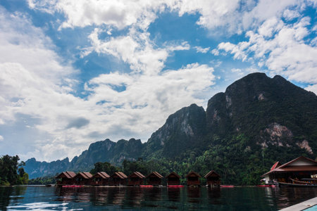 floatinghouse between natureの写真素材