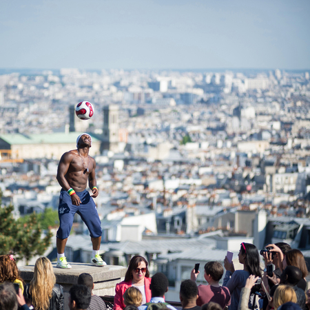 PARIS, FRANCE - MAY 15, 2014  Fantastic ball performance by Iya Traore at Monmartre Hill  のeditorial素材