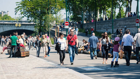 PARIS, FRANCE - MAY 17, 2014  People walking along the Seine at daytime のeditorial素材
