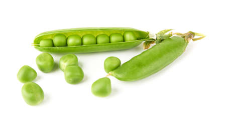 Fresh green peas isolated on white backgroundの写真素材