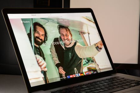 Milan, Italy - May 7, 2017: Foodora website homepage. Foodora is a Berlin-based online food delivery companyのeditorial素材