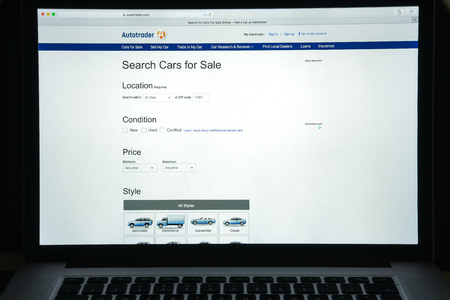 Milan, Italy - August 10, 2017: Autotrader website homepage. It an American automobile sales website and originator of the Auto Trader format. Autotrader logo visible.のeditorial素材