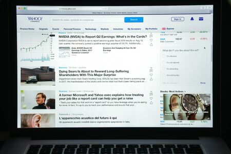 Milan, Italy - August 10, 2017: Finance yahoo website homepage. Finance yahoo logo visible.のeditorial素材