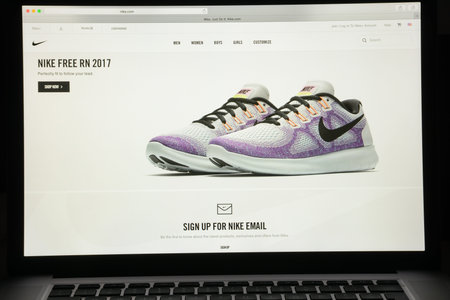 Milan, Italy - May 7, 2017: Nike website homepage. It's a fashion e-commerce store.のeditorial素材