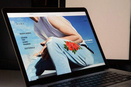 Milan, Italy - May 7, 2017: Zara brand website homepage. It's a spanish's brand fashion e-commerce store.のeditorial素材