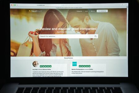 Milan, Italy - August 10, 2017: Trustpilot website homepage. Trust pilot logo visible.のeditorial素材