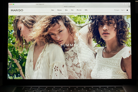 Milan, Italy - May 7, 2017: Mang brand website homepage. It's a fashion e-commerce store.のeditorial素材