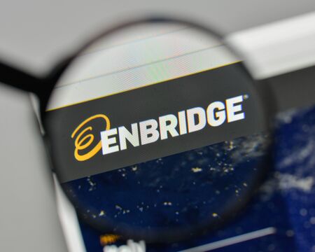 Milan, Italy - November 1, 2017: Enbridge energy logo on the website homepage.のeditorial素材