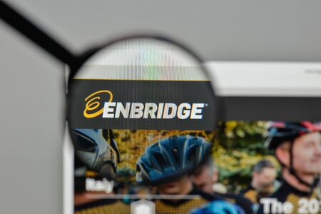 Milan, Italy - November 1, 2017: Enbridge energy logo on the website homepage.のeditorial素材