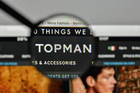 Milan, Italy - November 1, 2017: Topman logo on the website homepage.のeditorial素材