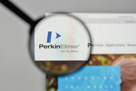 Milan, Italy - November 1, 2017: Perkin Elmer logo on the website homepage.のeditorial素材