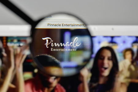 Milan, Italy - November 1, 2017: Pinnacle Entertainment logo on the website homepage.のeditorial素材