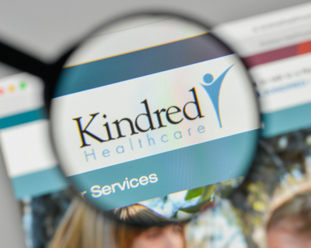 Milan, Italy - November 1, 2017: Kindred Healthcare logo on the website homepage.のeditorial素材