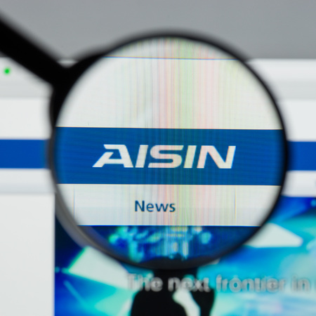 Milan, Italy - August 10, 2017: Aisin Seiki
 website. It is a Japanese corporation which develops and produces components and systems for the automotive industry. Aisin Seiki logo.のeditorial素材